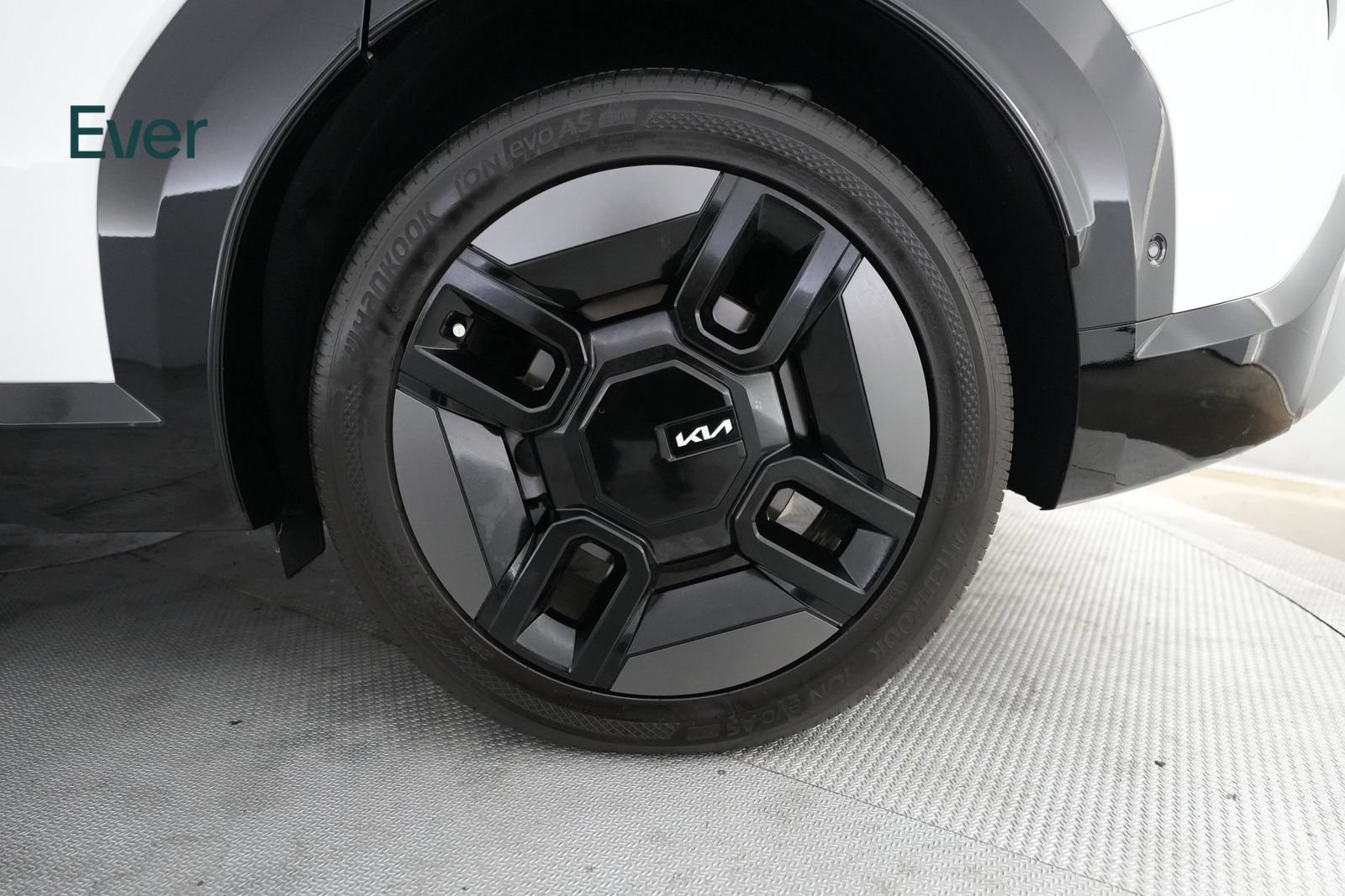 Used 2024 Kia EV9 GT-Line AWD/4WD image 9
