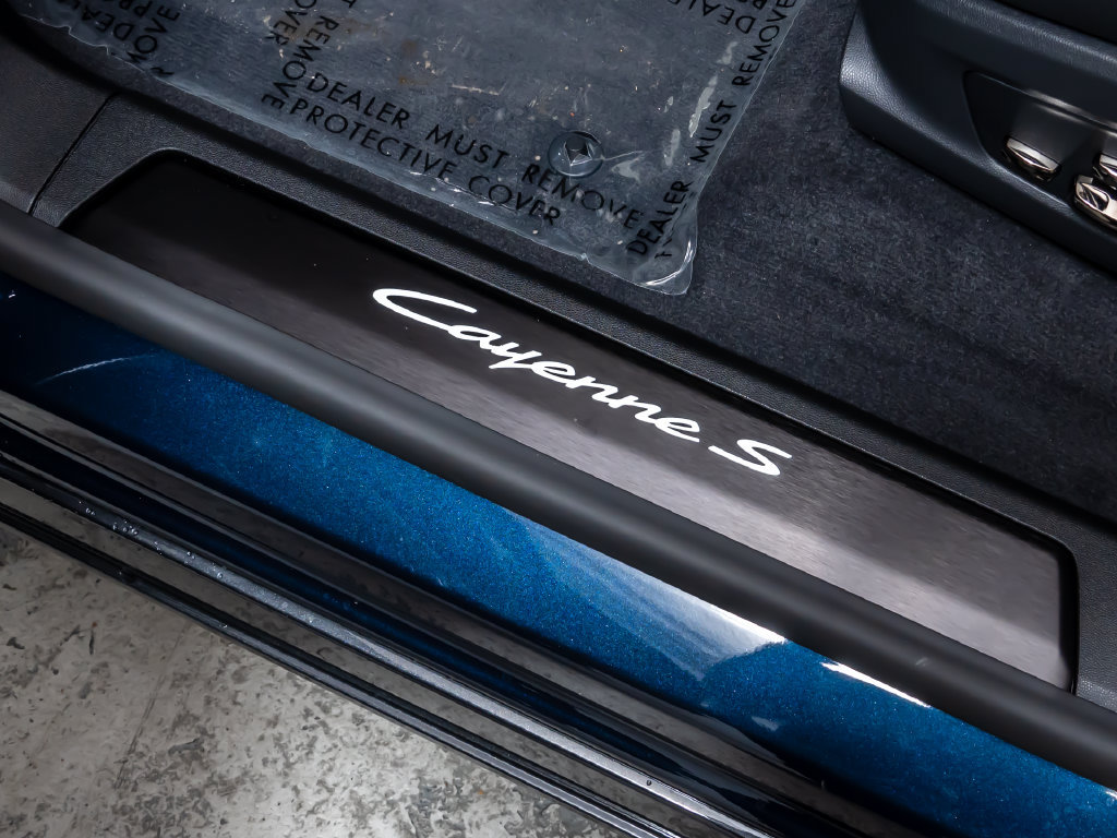 New 2026 Porsche Cayenne S AWD/4WD image 24