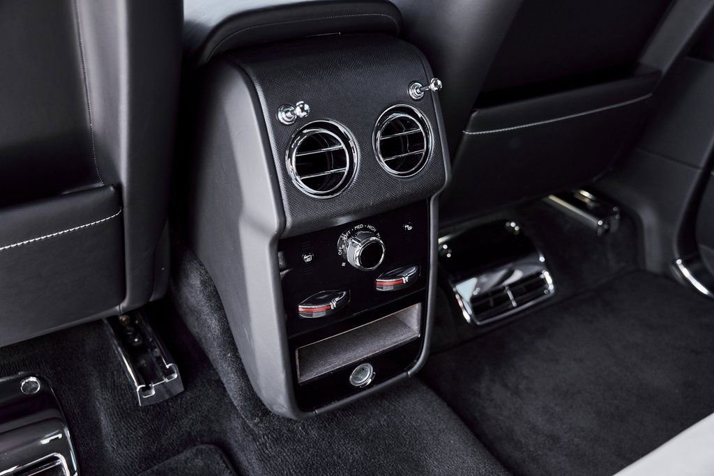 Used 2023 Rolls-Royce Cullinan AWD/4WD image 53