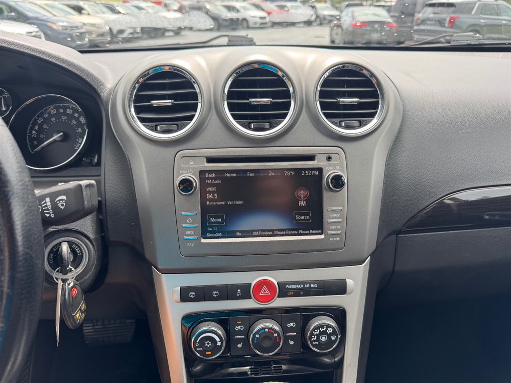 Used 2014 Chevrolet Captiva Sport LT w/ Convenience Package FWD image 13