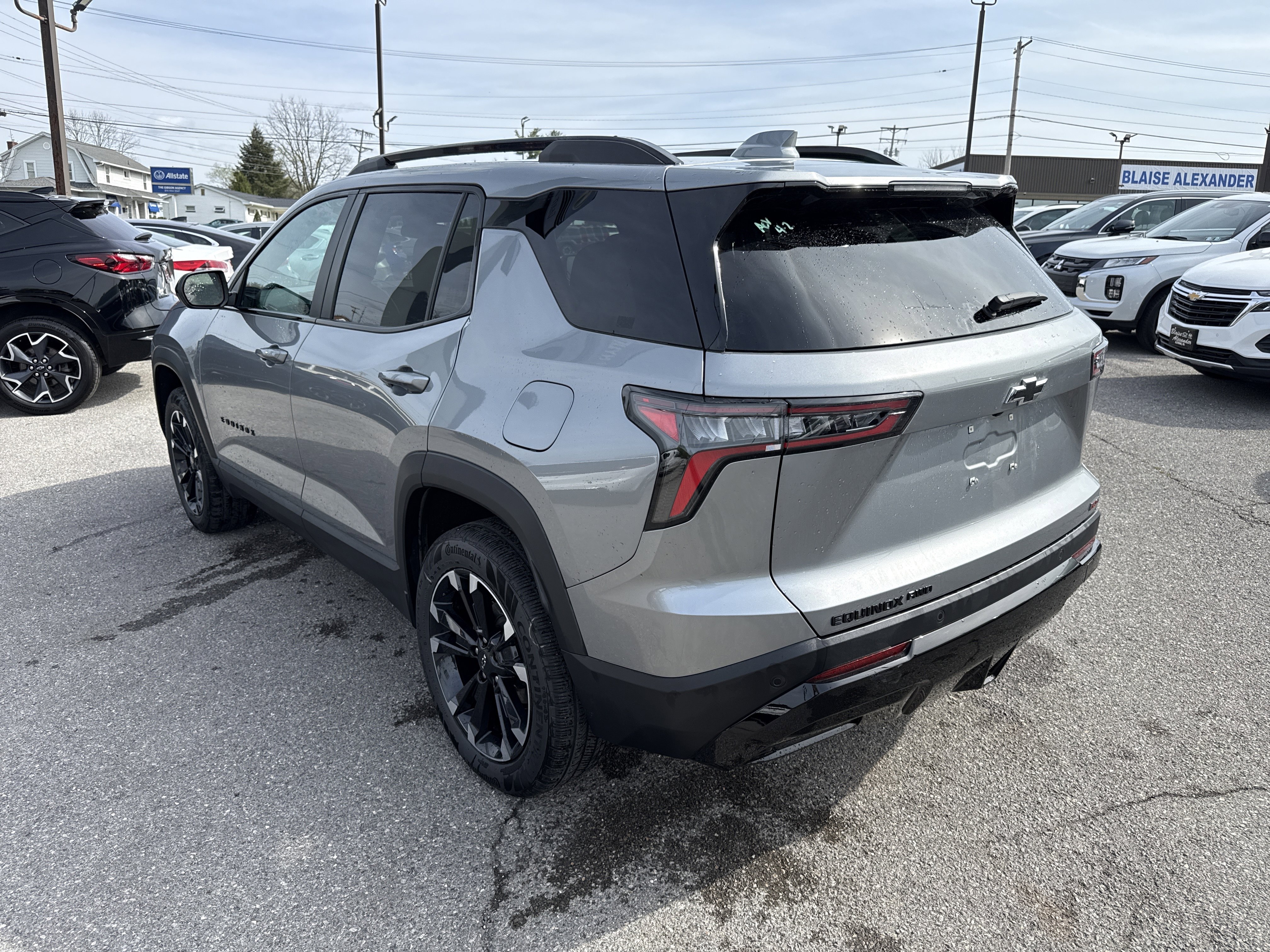Used 2025 Chevrolet Equinox RS image 6