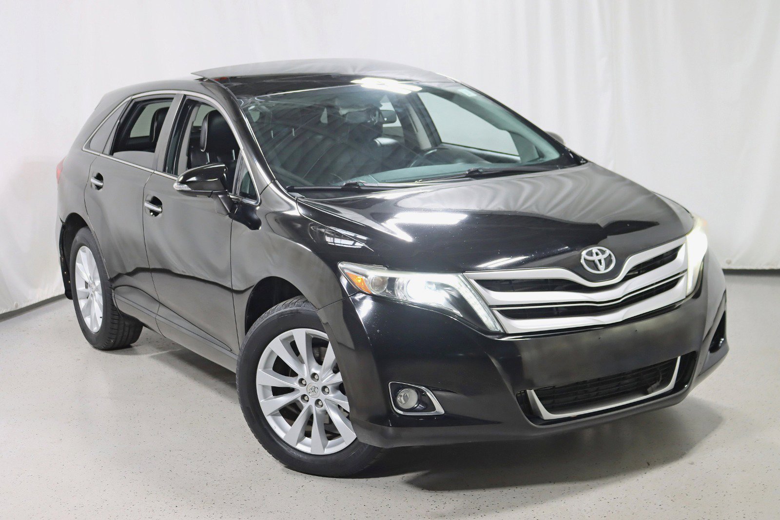 Used 2013 Toyota Venza XLE image 6