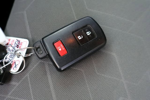 Used 2022 Toyota Tacoma TRD Sport image 36