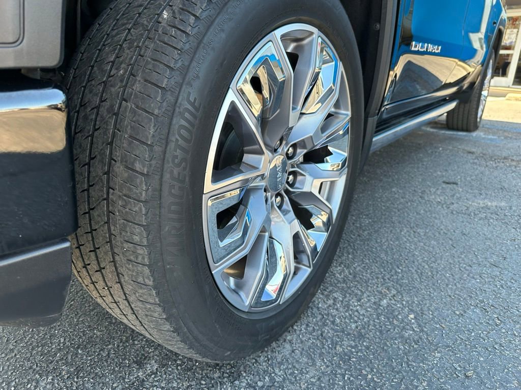 Used 2024 GMC Sierra 1500 Denali w/ Denali Reserve Package image 9