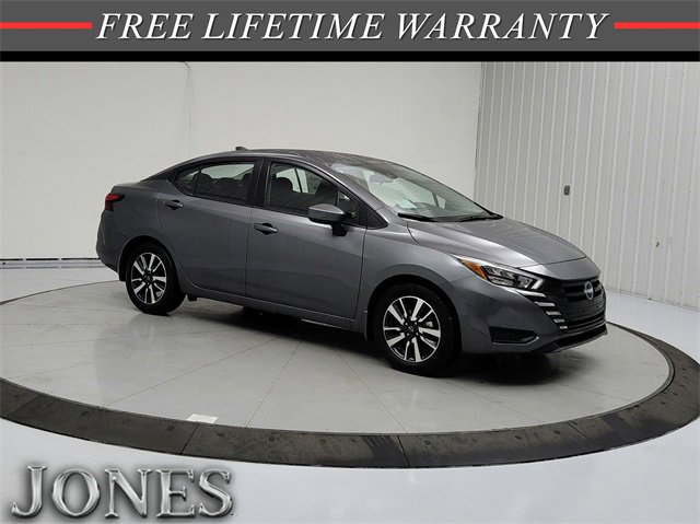 New 2025 Nissan Versa SV w/ Trunk Package