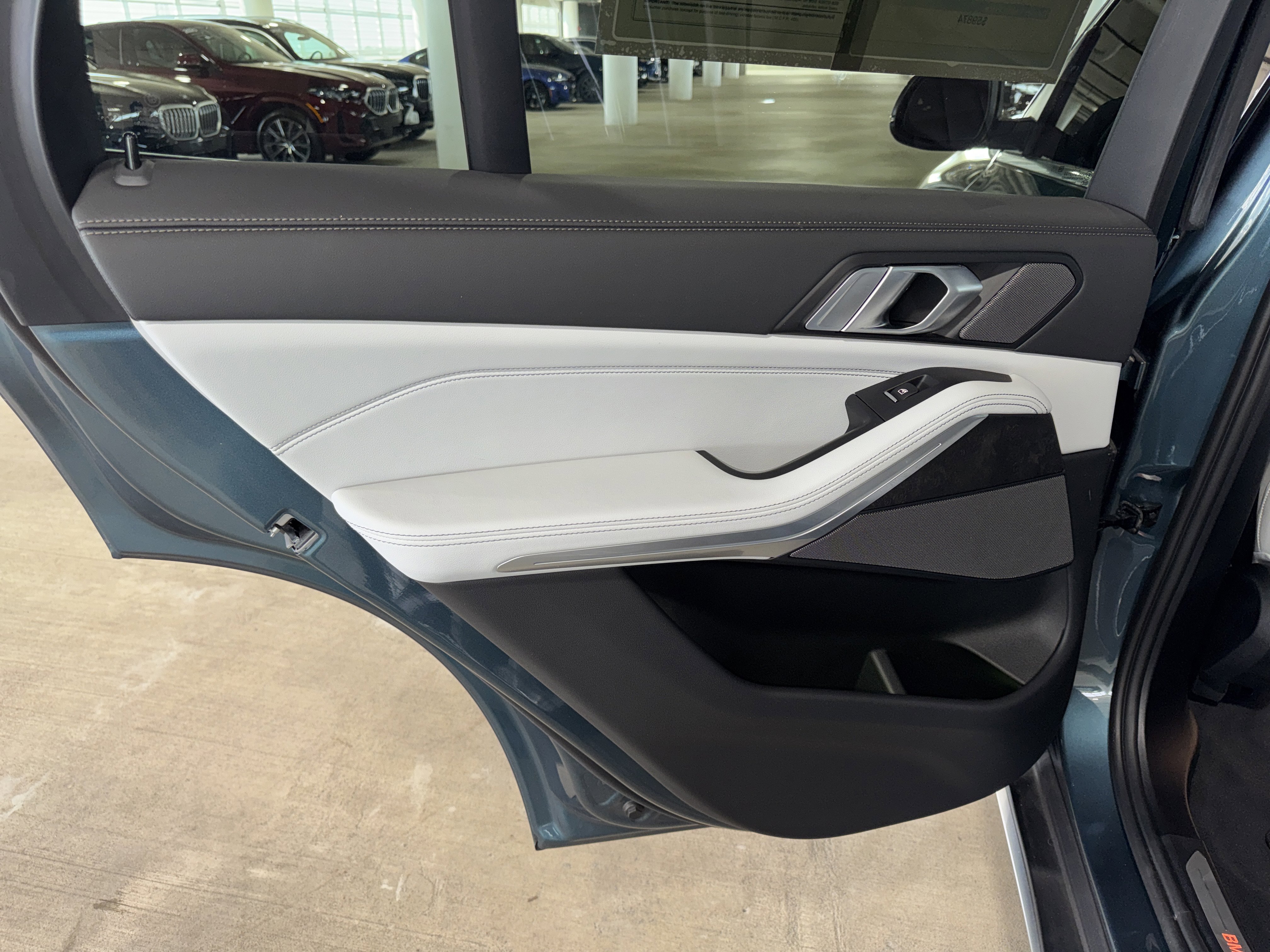 Certified 2024 BMW X5 sDrive40i w/ Premium Package image 16