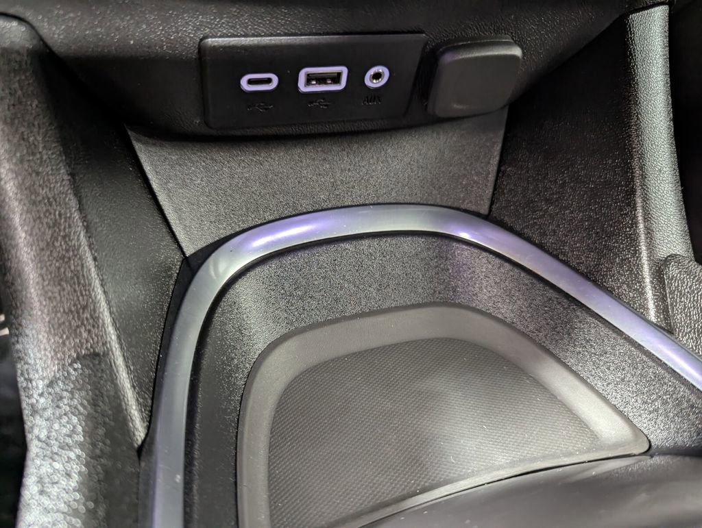 Used 2025 Chevrolet Malibu LT image 22