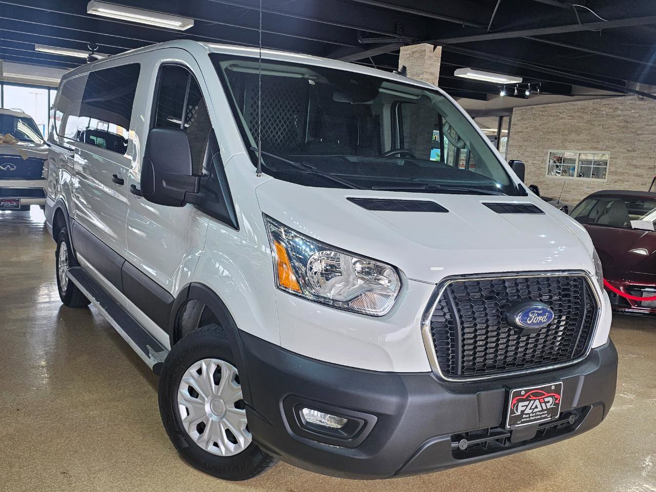 Used 2022 Ford Transit 250 Low Roof w/ Exterior Upgrade Package RWD image 1