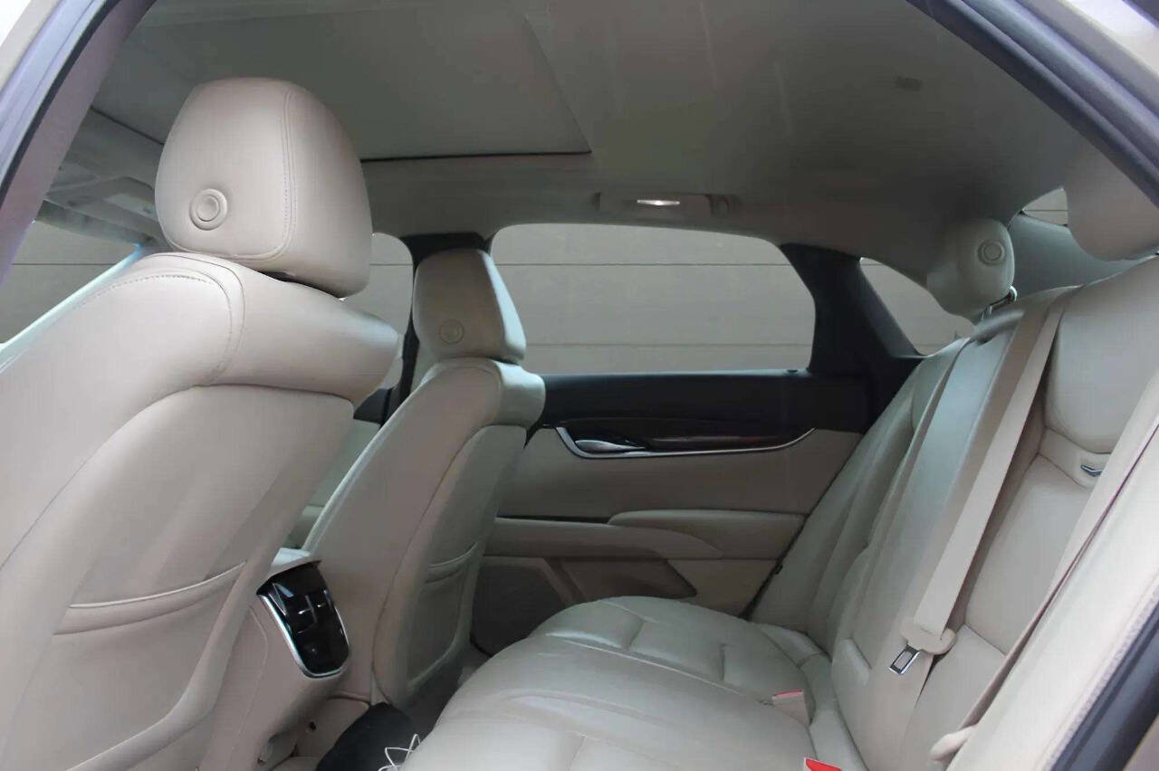 Used 2017 Cadillac XTS Luxury w/ Driver Awareness Package image 30