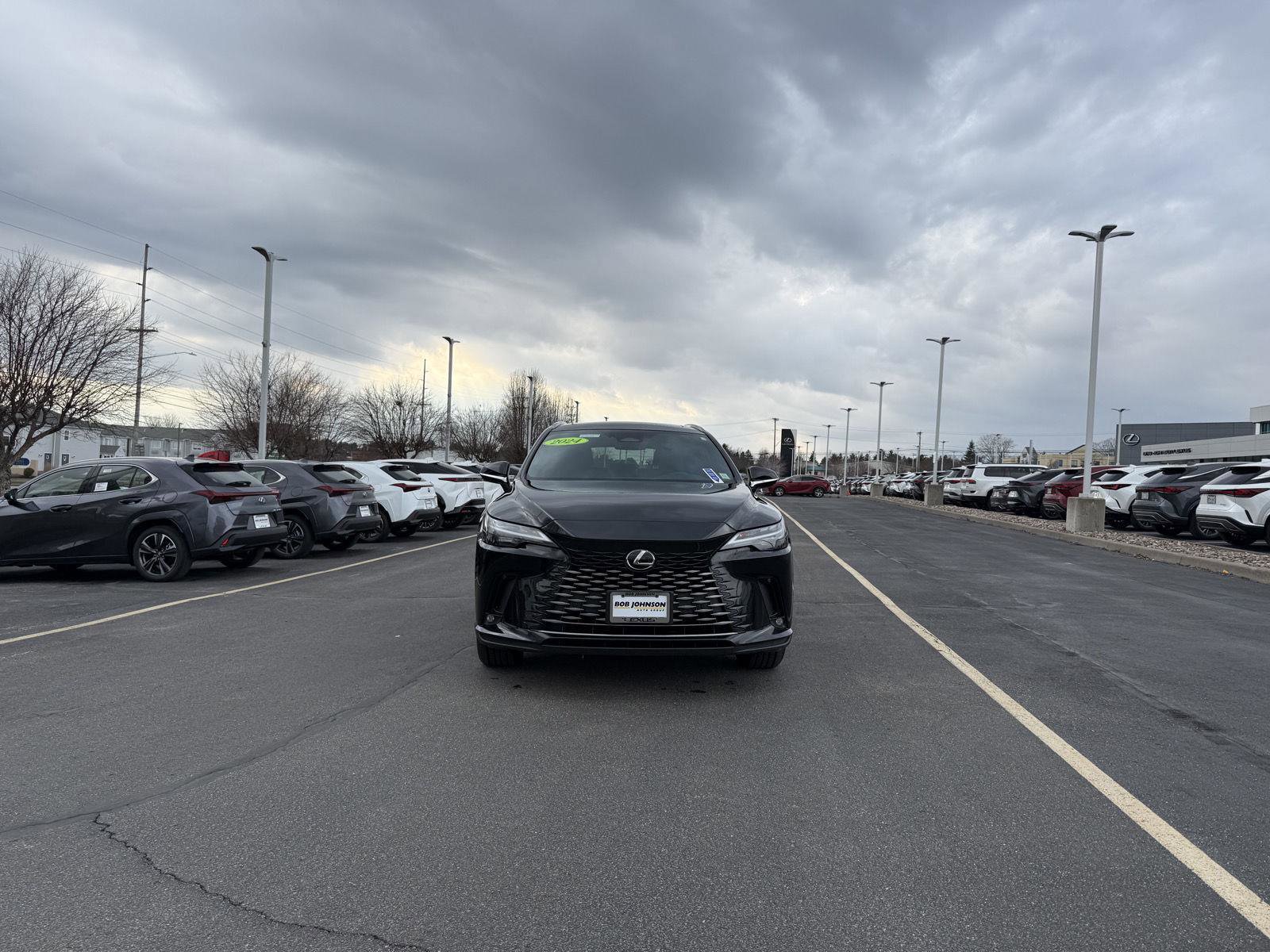 Used 2024 Lexus RX 350 Premium w/ Accessory Package (Z1) image 2