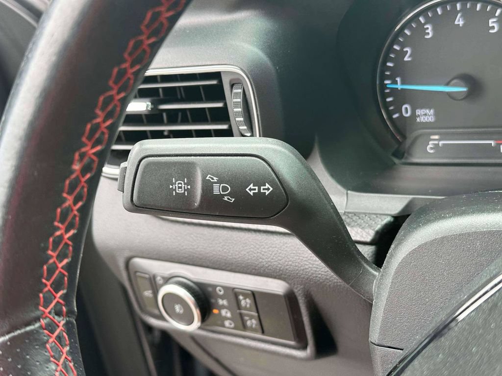 Used 2023 Ford Explorer ST-Line AWD/4WD image 25