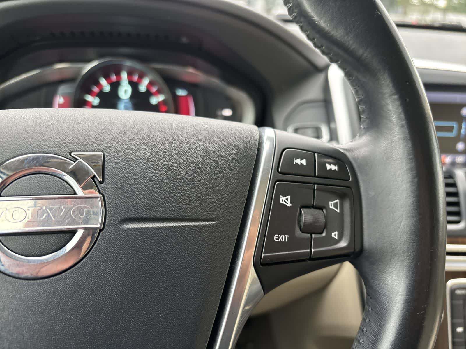 Used 2014 Volvo XC60 3.2 AWD/4WD image 14