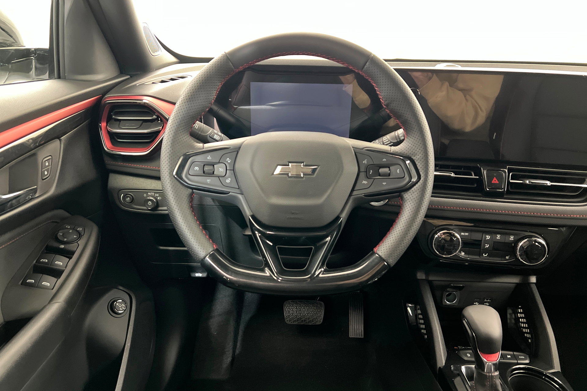 New 2026 Chevrolet TrailBlazer RS w/ Convenience Package image 13