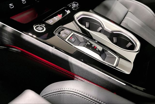 New 2026 Audi A6 Premium Plus AWD/4WD image 8