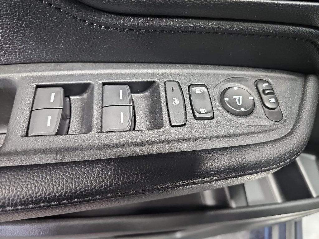 Used 2025 Honda Odyssey EX-L image 30
