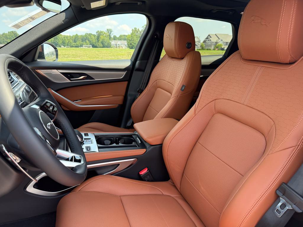 New 2026 Jaguar F-PACE R-Dynamic S AWD/4WD image 11