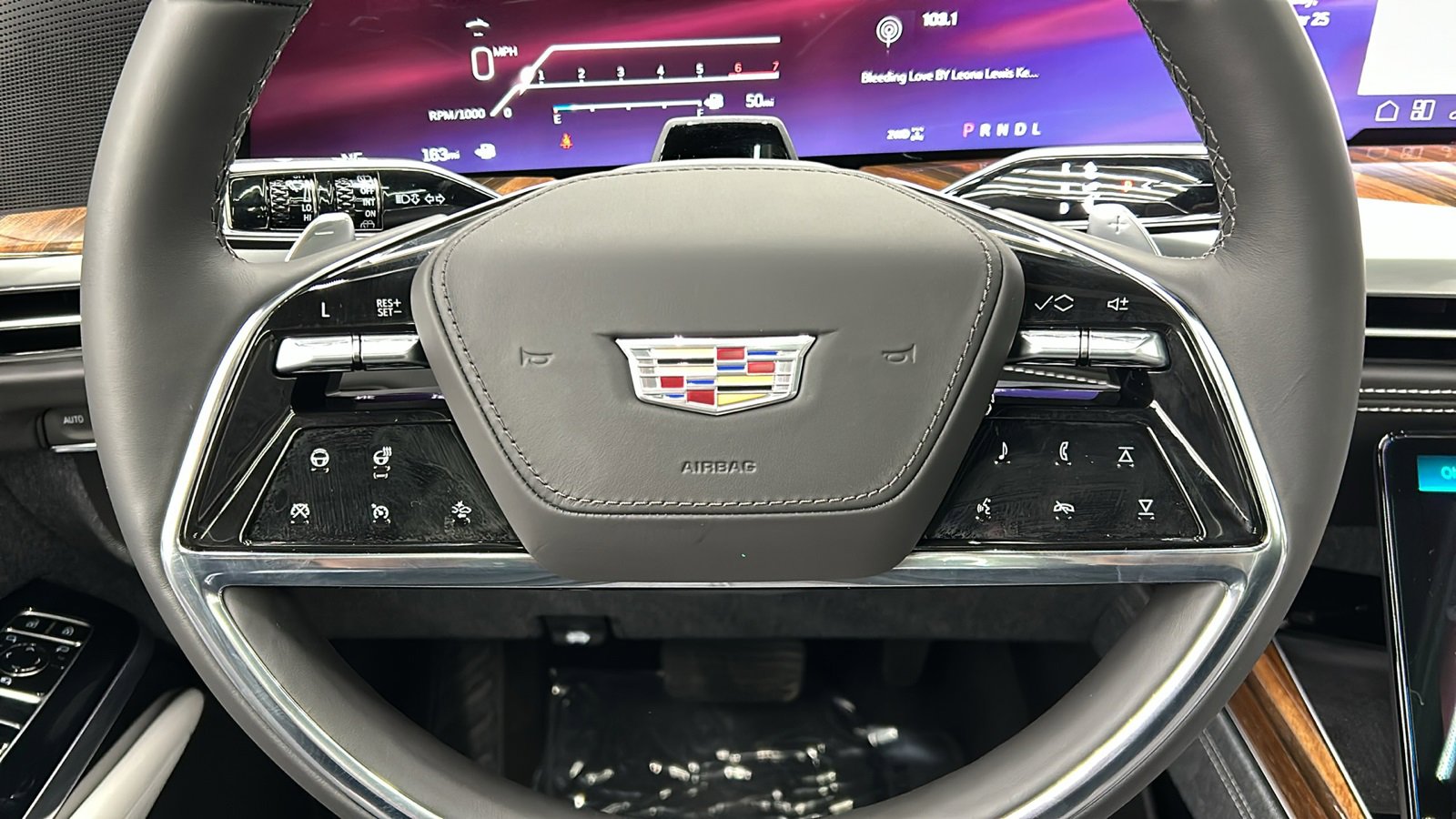 Used 2025 Cadillac Escalade Sport Platinum image 21