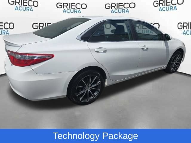 Used 2017 Toyota Camry XSE w/ Moonroof Package FWD image 6