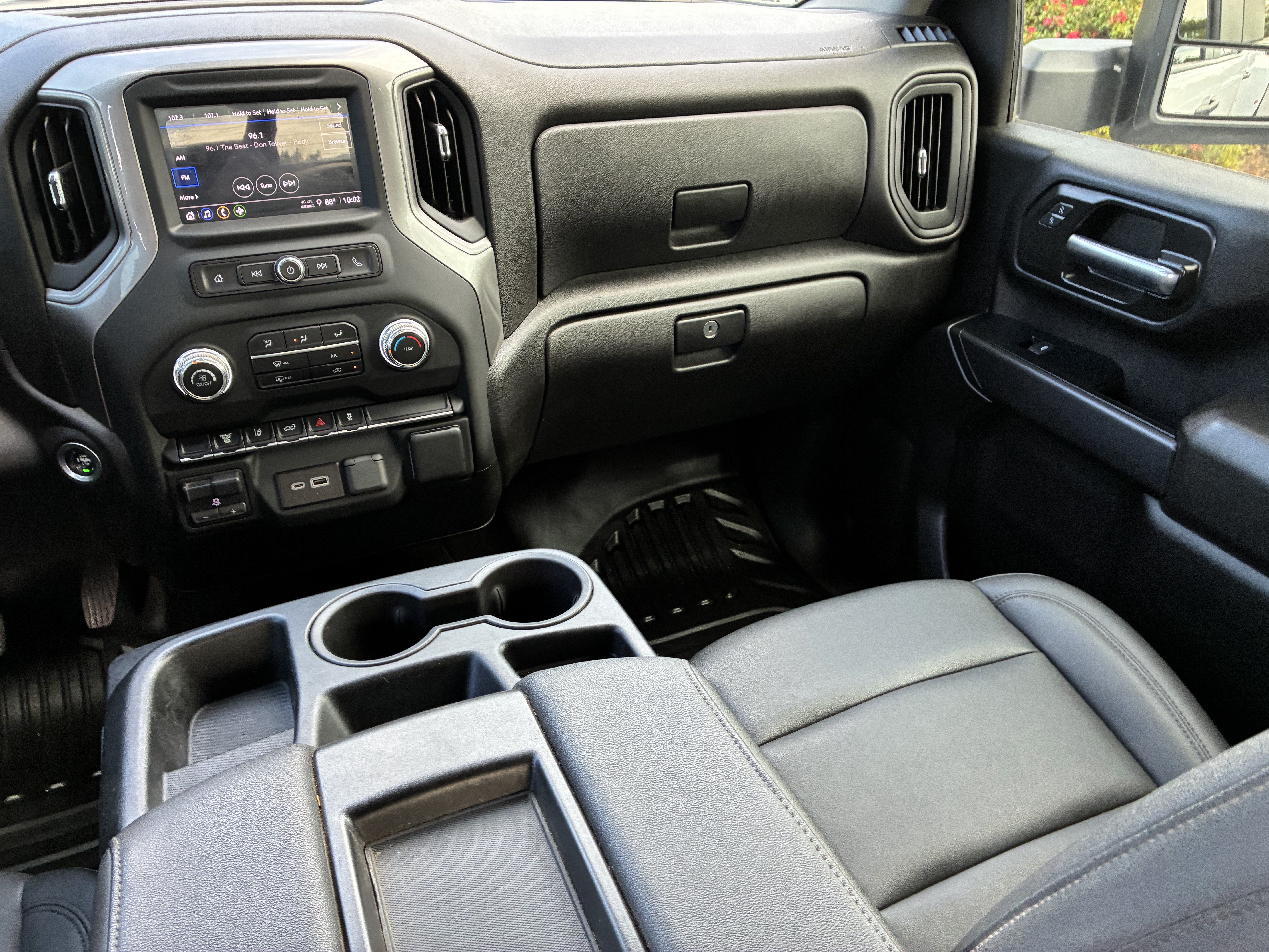 Used 2024 GMC Sierra 3500 Pro w/ Convenience Package AWD/4WD image 18