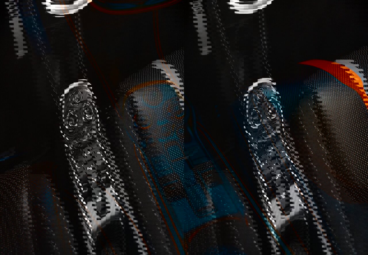 Used 2017 McLaren 570S image 19