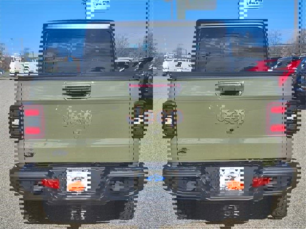 New 2026 Jeep Gladiator Mojave w/ Safety Group image 6