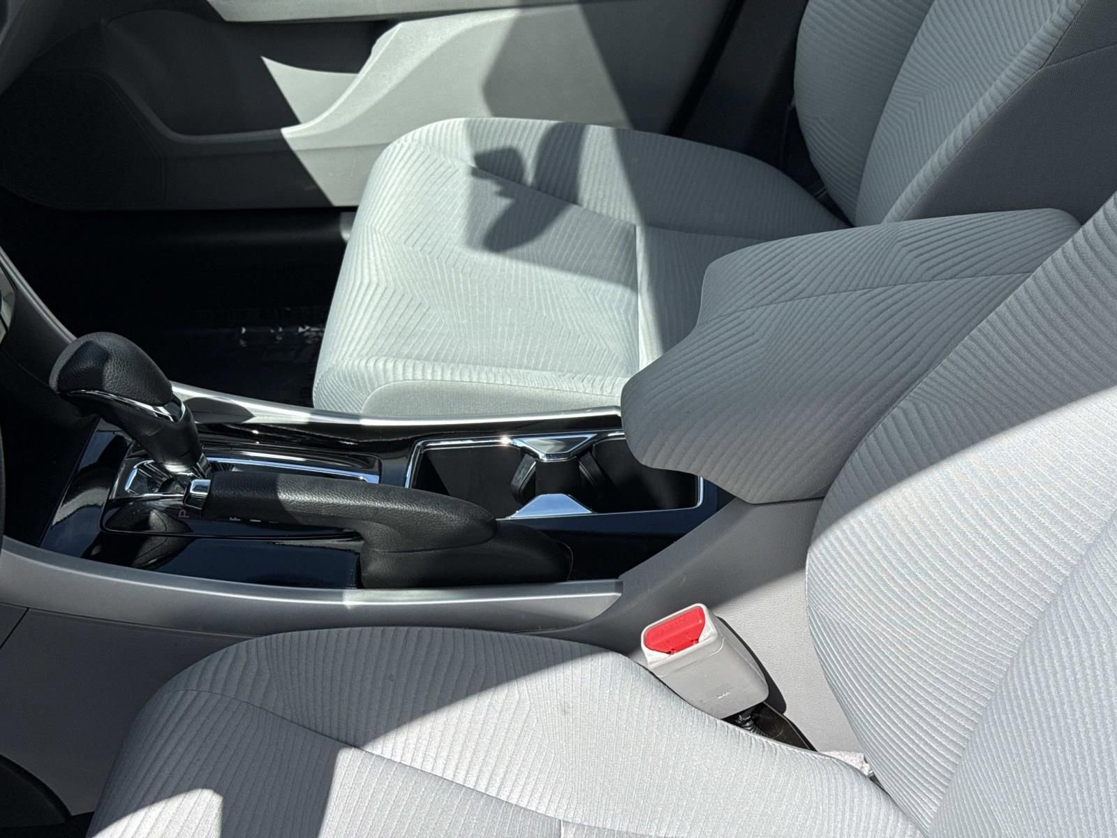 Used 2016 Honda Accord LX image 20