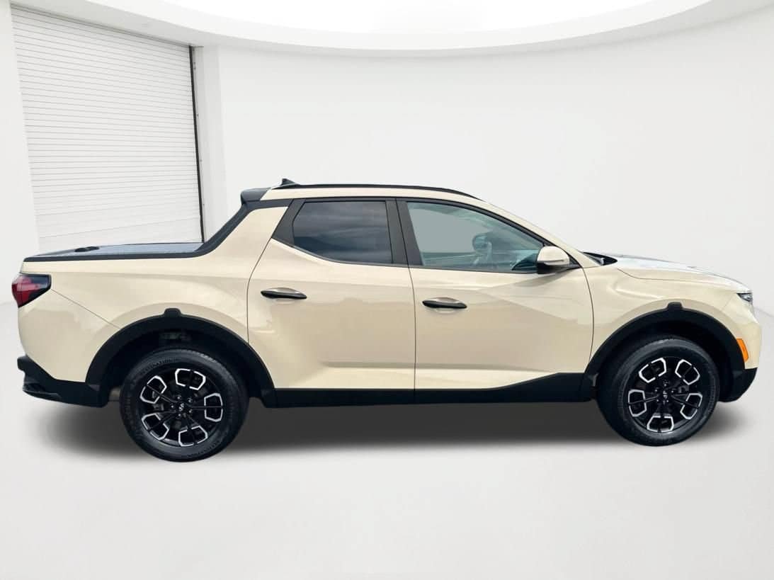 Certified 2022 Hyundai Santa Cruz SEL w/ Activity Package AWD/4WD image 4
