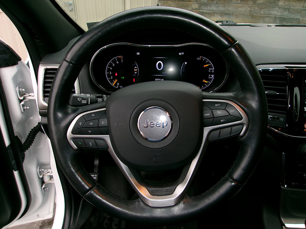 Used 2022 Jeep Grand Cherokee Laredo X AWD/4WD image 20