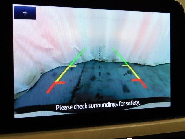 Used 2022 Ford Escape SE w/ SE Sport Appearance Package image 25