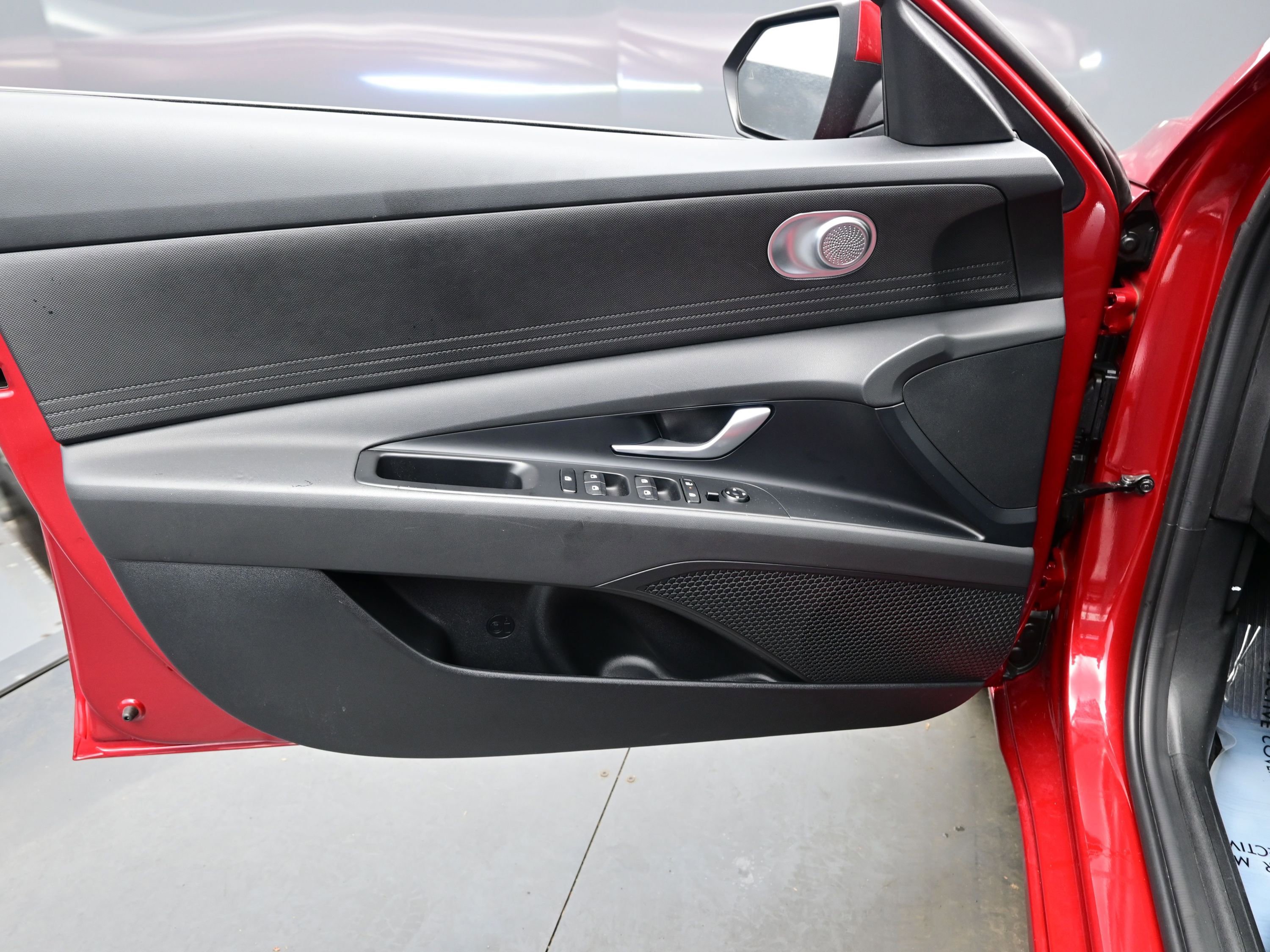 Certified 2025 Hyundai Elantra Blue image 9