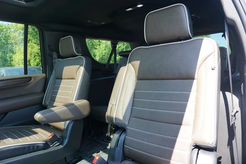Used 2026 GMC Yukon XL Denali Ultimate AWD/4WD image 24