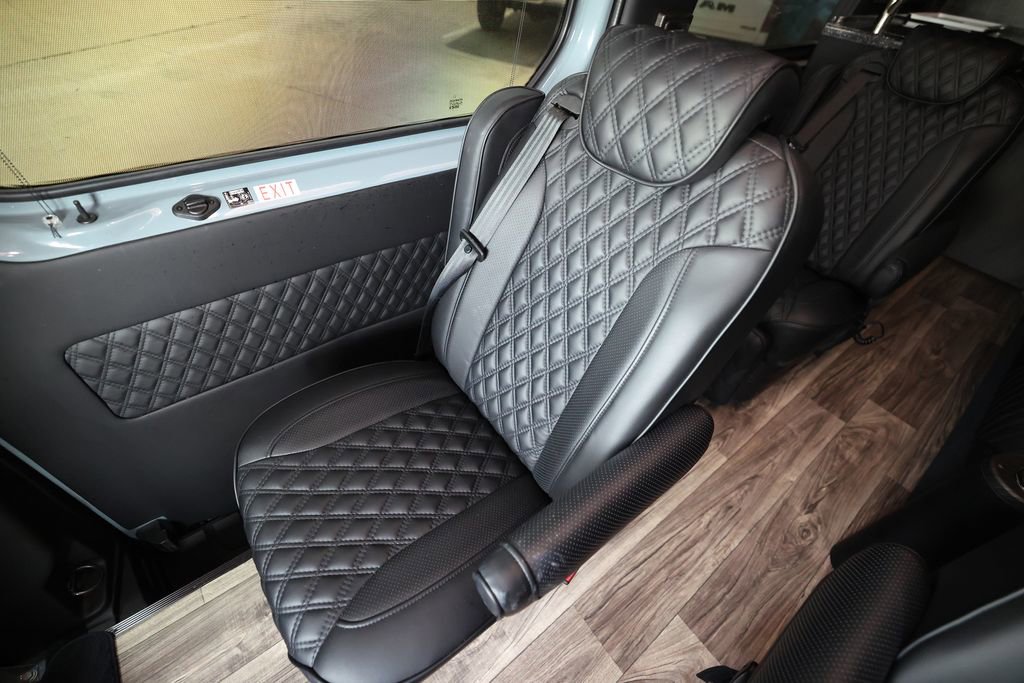 Used 2020 Mercedes-Benz Sprinter 3500 image 13