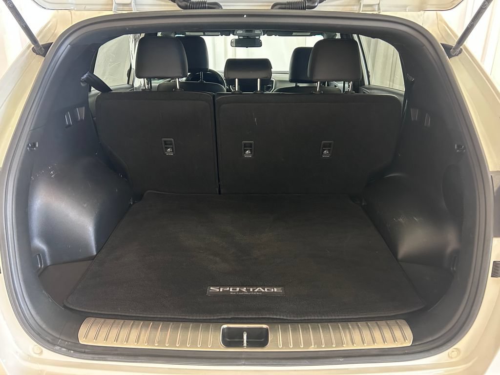 Used 2020 Kia Sportage S AWD/4WD image 28
