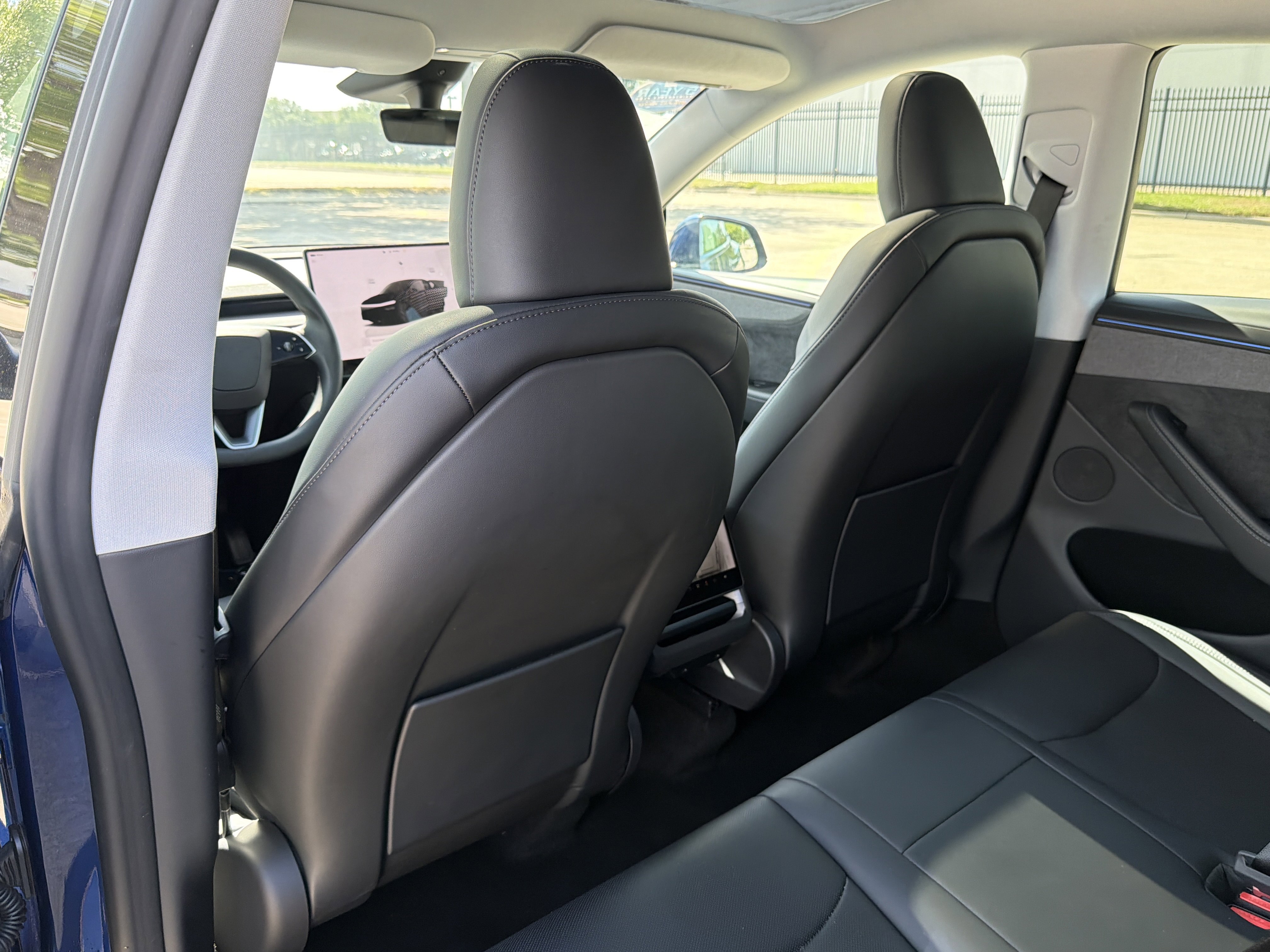 Used 2026 Tesla Model Y Long Range AWD/4WD image 22