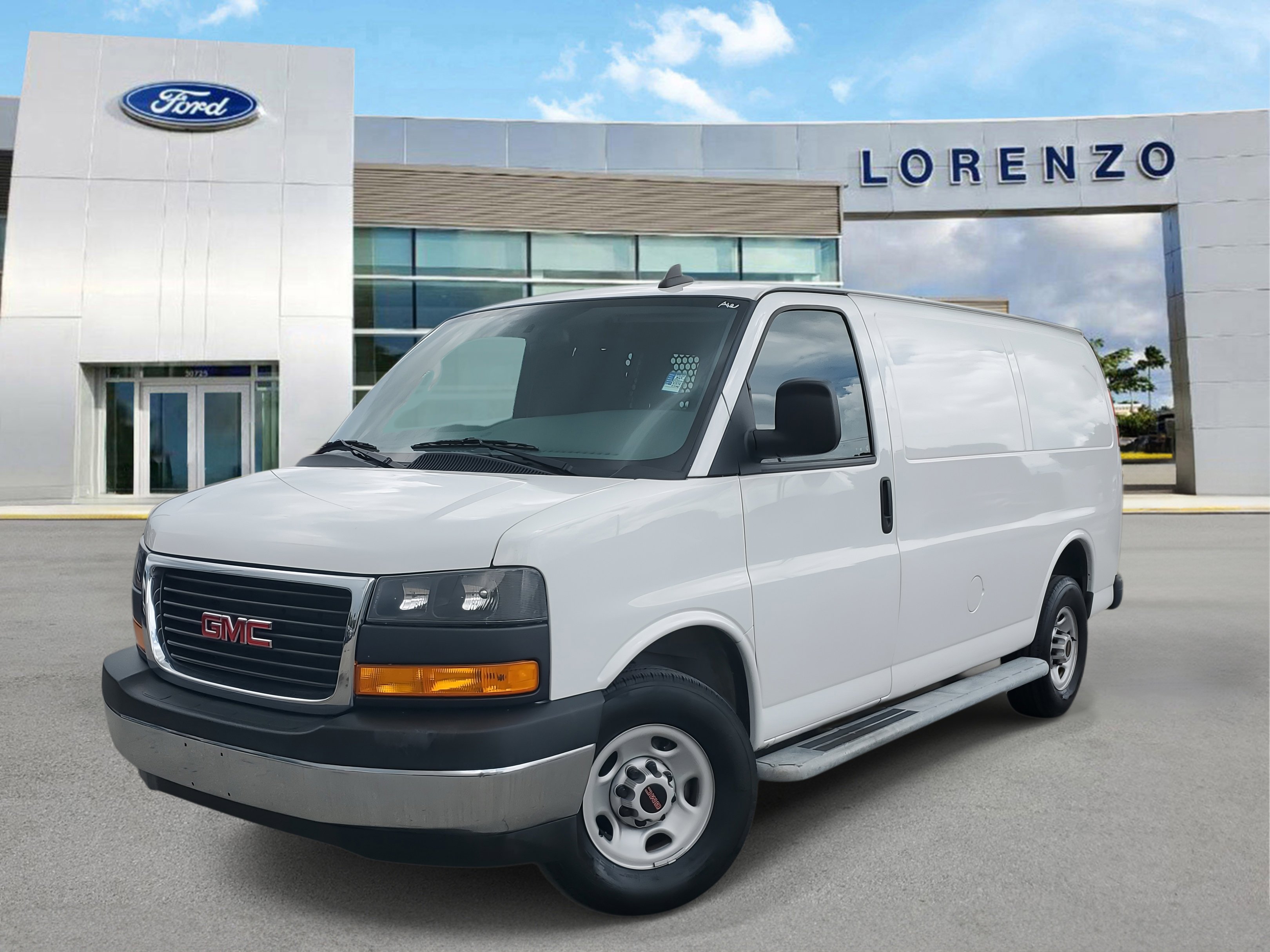 Used 2023 GMC Savana 2500 w/ Driver Convenience Package image 1