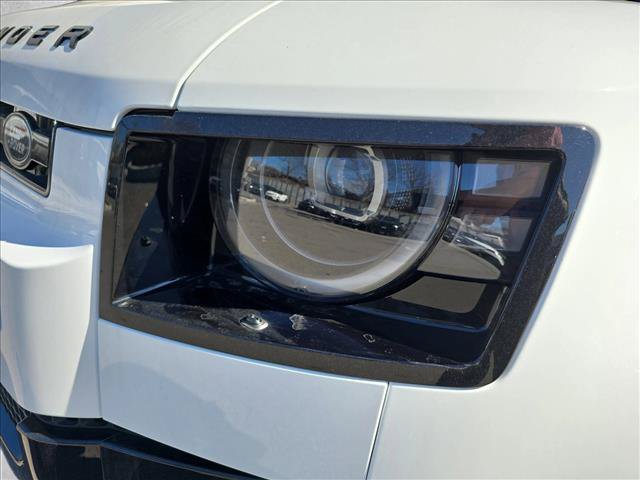 New 2026 Land Rover Defender 110 X-Dynamic SE AWD/4WD image 30
