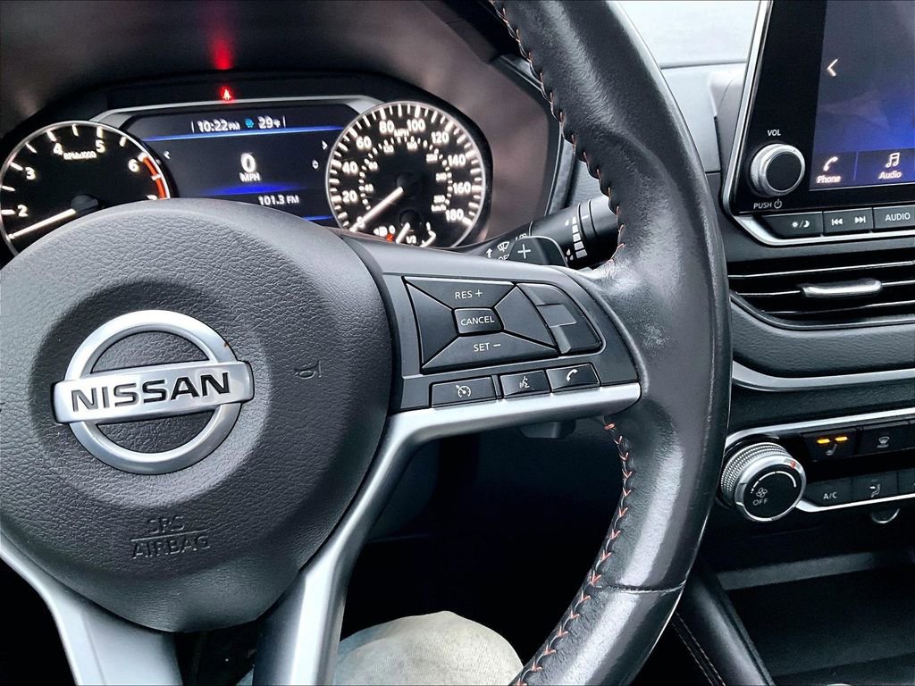 Used 2022 Nissan Altima 2.0 SR image 17