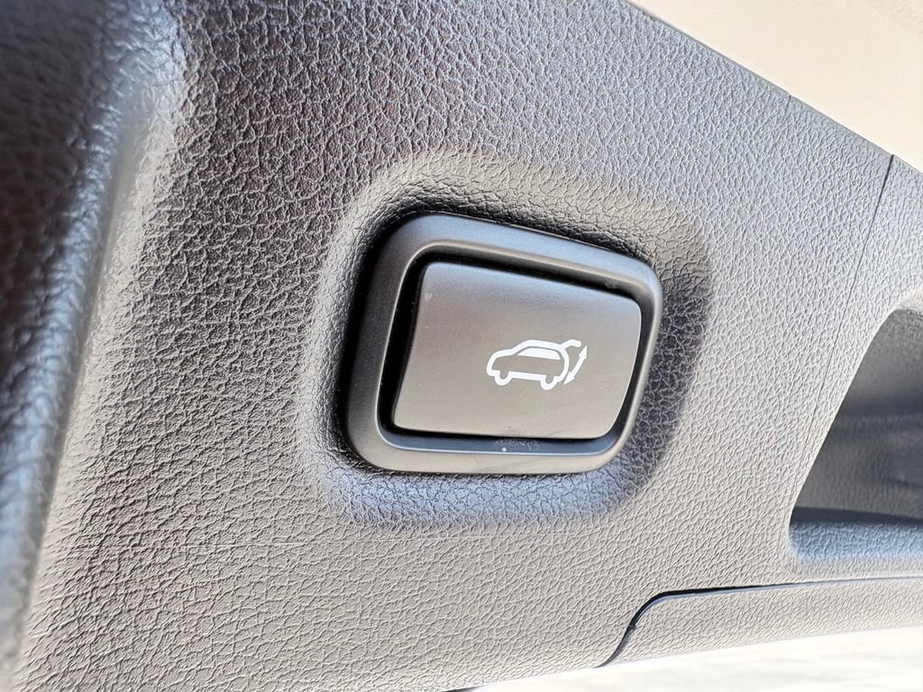 Used 2023 Hyundai Santa Fe SEL Premium AWD/4WD image 27