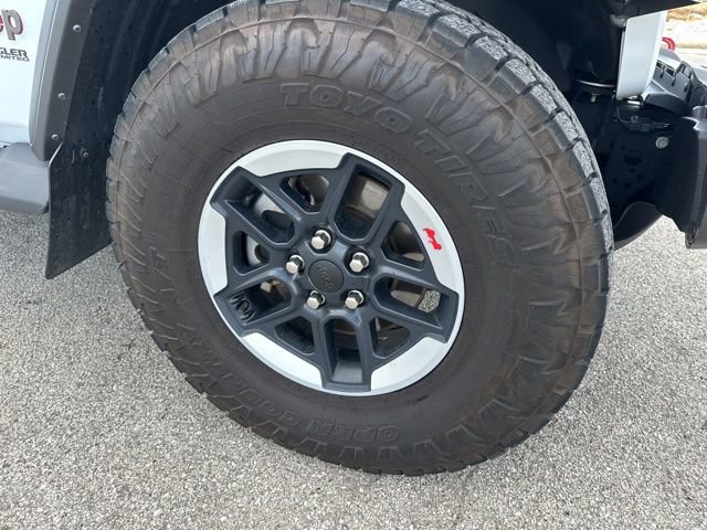 Used 2022 Jeep Wrangler Unlimited Rubicon w/ Cold Weather Group image 12