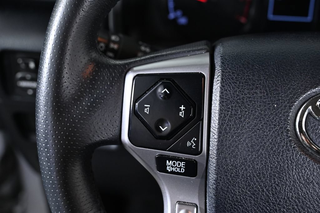 Used 2023 Toyota 4Runner SR5 AWD/4WD image 15