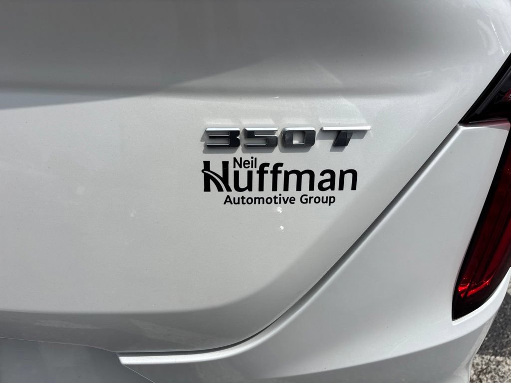 Used 2020 Cadillac CT4 Luxury w/ Sun And Sound Package RWD image 9
