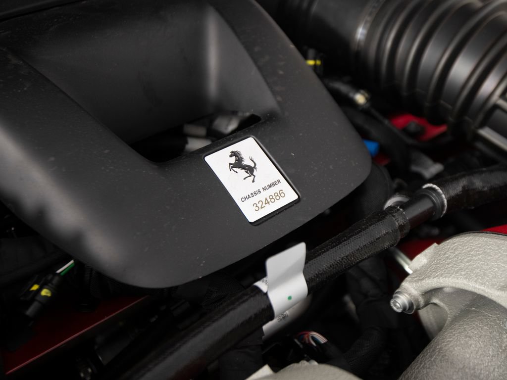 Used 2025 Ferrari Purosangue AWD/4WD image 59