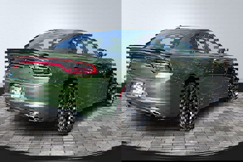 Used 2022 Dodge Charger SXT w/ Blacktop Package image 2