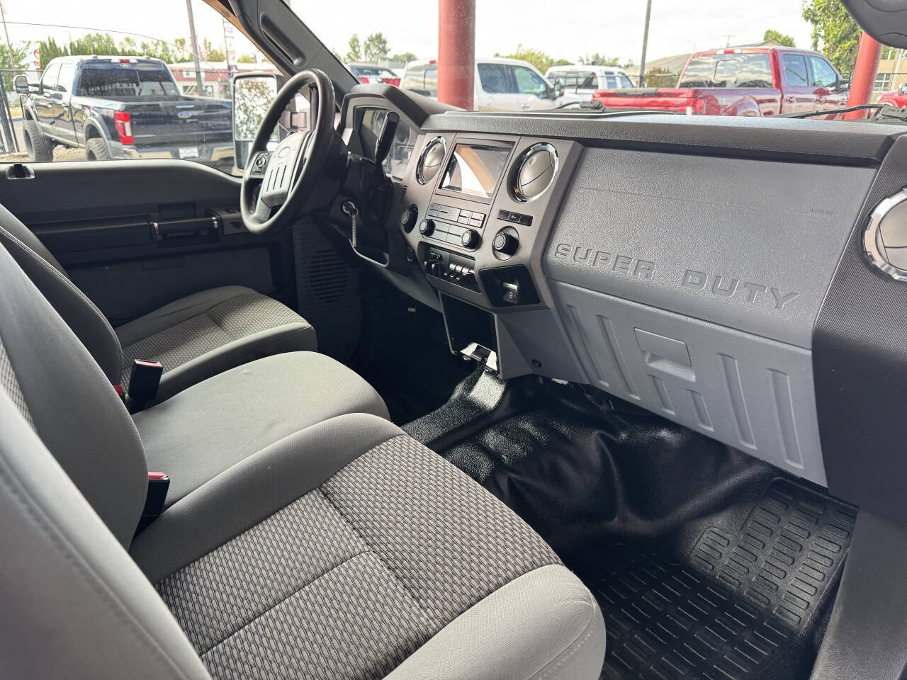 Used 2013 Ford F350 XLT w/ Camper Pkg AWD/4WD image 6