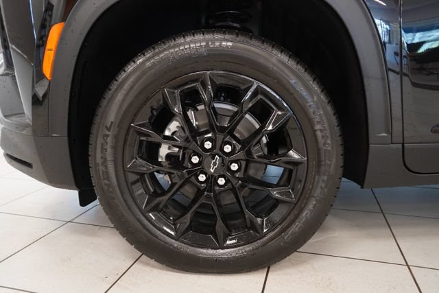 New 2026 Chevrolet Traverse LT w/ Midnight/Sport Edition AWD/4WD image 15