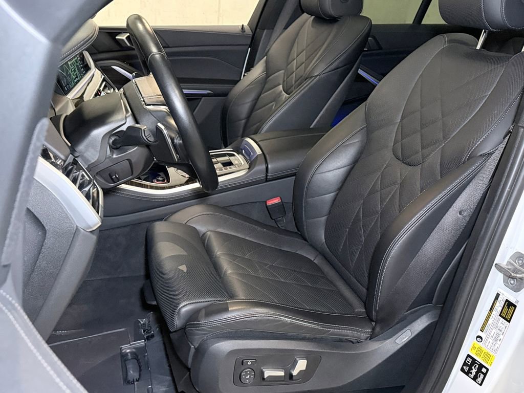 Used 2023 BMW X5 xDrive40i w/ Premium Package image 21