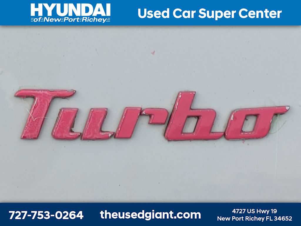 Used 2017 Volkswagen Beetle 1.8T SEL FWD image 13