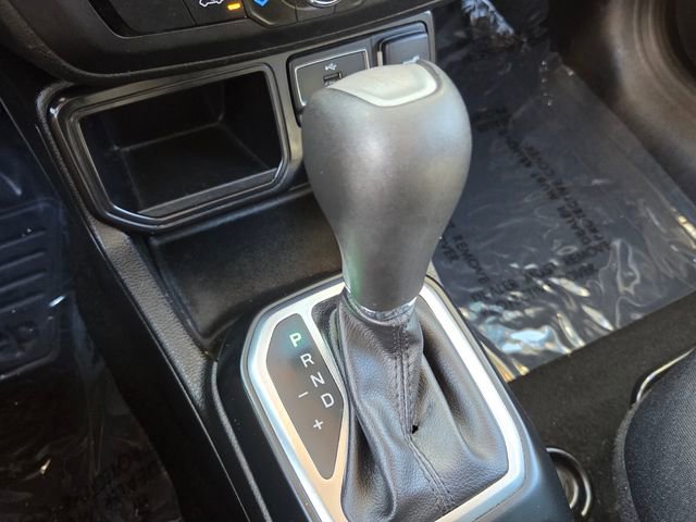 Used 2019 Jeep Renegade Sport w/ Sport Appearance Group FWD image 22