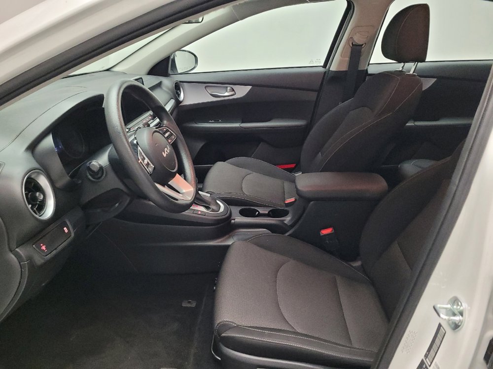 Used 2024 Kia Forte LXS FWD image 17