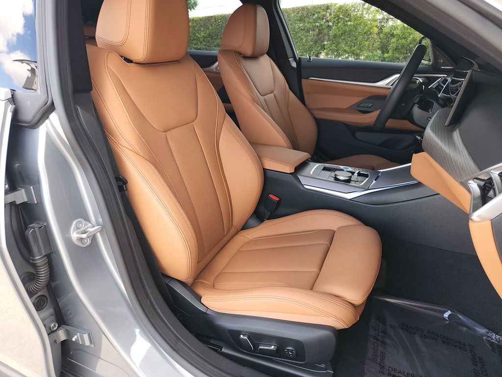 Used 2025 BMW i4 eDrive40 w/ Premium Package RWD image 15